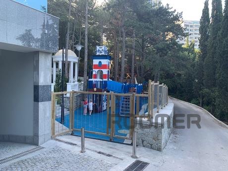 Супер студия в Приморском парке Ялты, Ялта - квартира посуточно