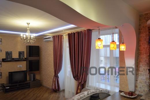 Stylish apartment in the center., Odessa - apartment by the day