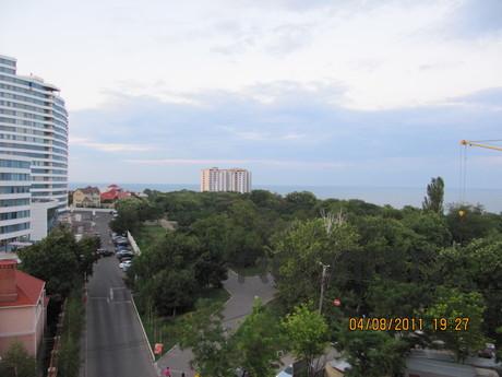 Elite-class apartment on the beach., Odessa - apartment by the day