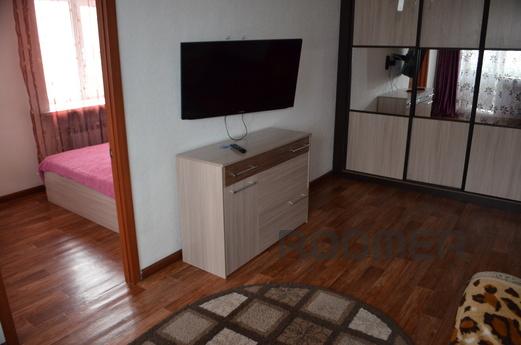 Cozy 2 bedroom apartment, Karaganda - apartment by the day