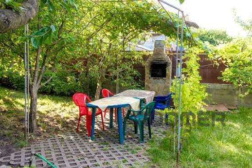 Available from 19/08 7/08 on House-cottage in Chernomorka Od