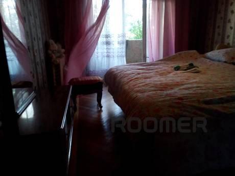 3-room o Left-bank, Kyiv - apartment by the day