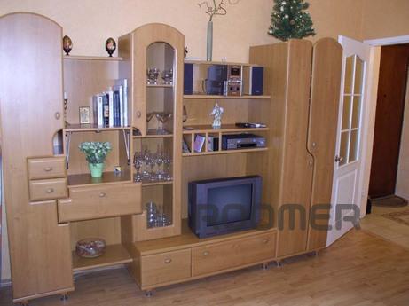 Own 1-bedroom apartment in the center, Odessa - apartment by the day