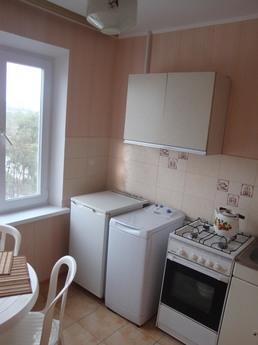 300 meters from the metro Darnitsa, Kyiv - apartment by the day