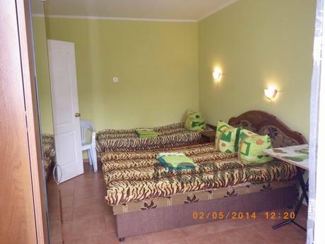 Rent one-room apartment in Alushta, Alushta - apartment by the day