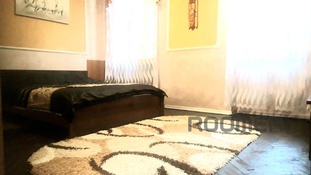 1 bedroom apartment 2 minutes Opera House, Rynok,