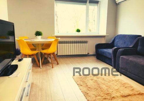 One-Room Apartment Near Sofievsk, Uman - apartment by the day