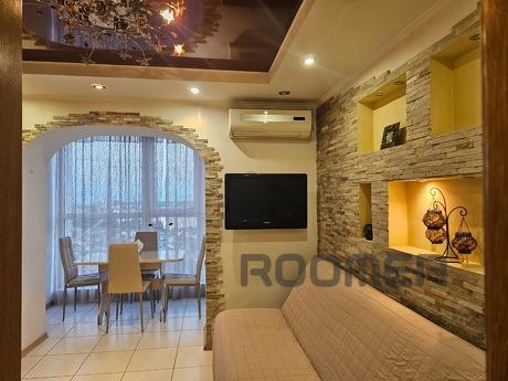 2 к кв. for daily rent in Chernomorsk (I, Chernomorsk (Illichivsk) - apartment by the day