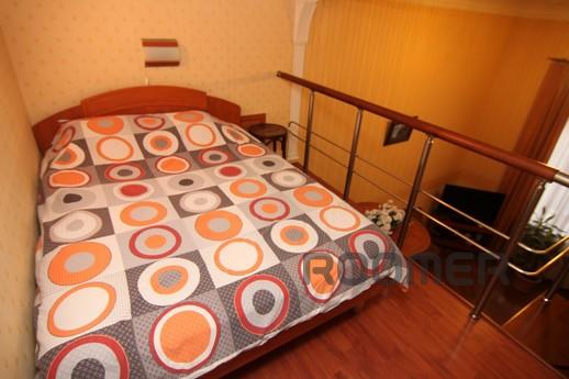 Little comfort in the heart of the city., Odessa - apartment by the day