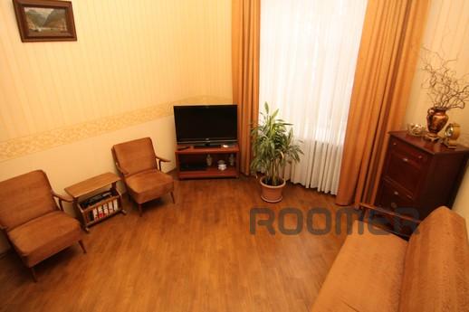 Little comfort in the heart of the city., Odessa - apartment by the day