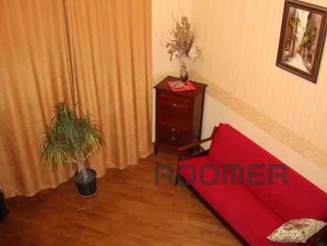 Little comfort in the heart of the city., Odessa - apartment by the day