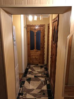 Starosvetskaya 5, Mirgorod - apartment by the day