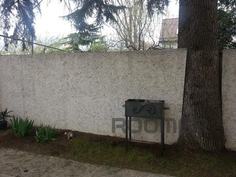 Rent one room apartment in the center of, Alushta - apartment by the day