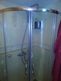 2 bedroom apartment 200m from the sea, Alushta - apartment by the day