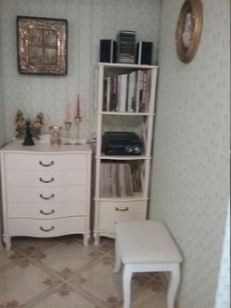 2 bedroom apartment 200m from the sea, Alushta - apartment by the day