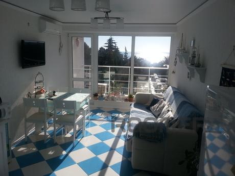 2 bedroom apartment 200m from the sea, Alushta - apartment by the day