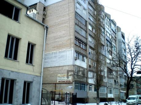 Cheap mini studio, Wi-Fi, Mykolaiv - apartment by the day
