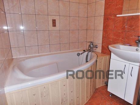2x / separate Center Sumskaya 110 2 + 2 , Kharkiv - apartment by the day