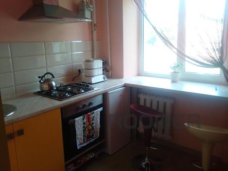Cozy apartment next to the alley, Vinnytsia - apartment by the day