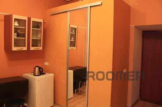 Center 2-room 5 min to the railway, Odessa - apartment by the day