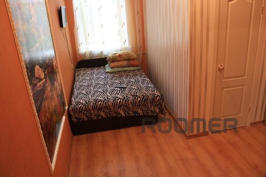 Center 2-room 5 min to the railway, Odessa - apartment by the day