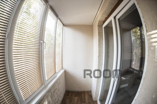 I rent a 2 room apartment in Krivoy Rog., Krivoy Rog - apartment by the day