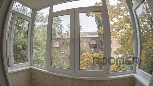 I rent a 2 room apartment in Krivoy Rog., Krivoy Rog - apartment by the day