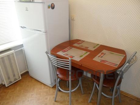 City center, 3 minutes from metro, Moscow - apartment by the day