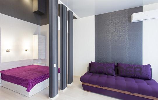 Beautiful apartment right in the center of Kharkov near Shev