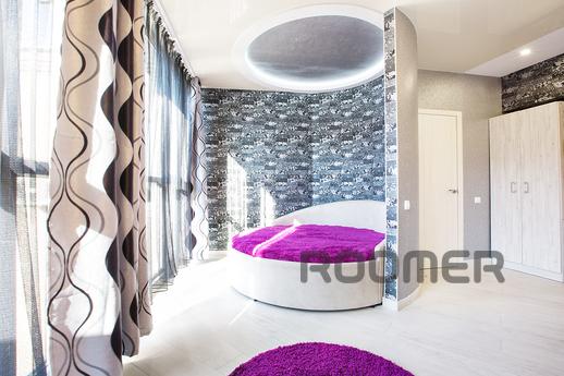 Freedom Square! m. University One-room isolated apartment. B