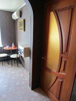 Rent your 1 km. 5 minutes. from m.H. Gor, Kharkiv - apartment by the day