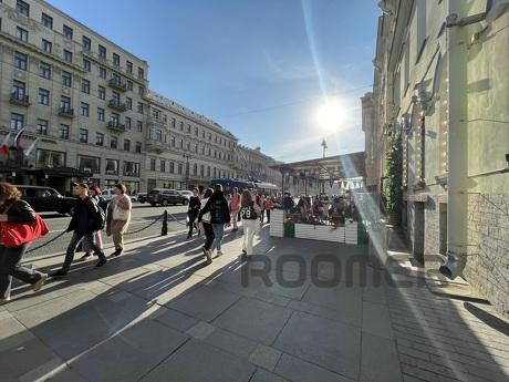 hth24 apartments. Studio Nevsky, Saint Petersburg - apartment by the day