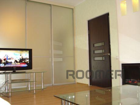 (Metro Pushkinskaya - 5 minutes walk. The fifth floor of the