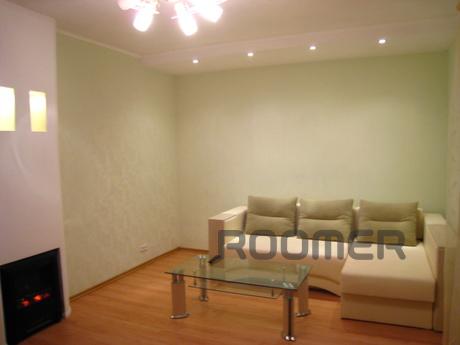 Center,2 minutes from a subway Pushkin, Kharkiv - apartment by the day
