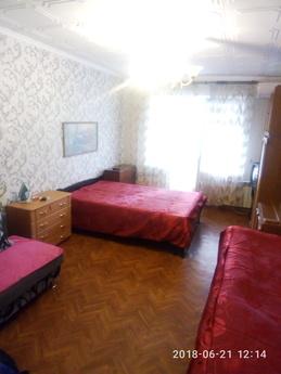 Large spacious apartment near the sea, Odessa - apartment by the day