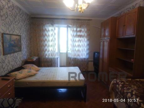 Large spacious apartment near the sea, Odessa - apartment by the day