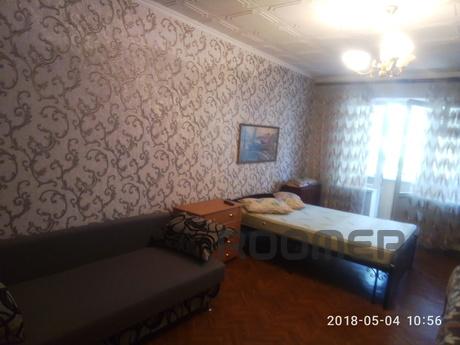 Large spacious apartment near the sea, Odessa - apartment by the day