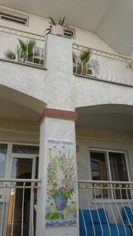 Art Villa Ivan @ Valentina, Chernomorsk (Illichivsk) - apartment by the day