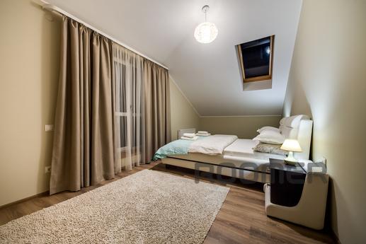 Belgian Two Bedroom Apartment, Lviv - apartment by the day