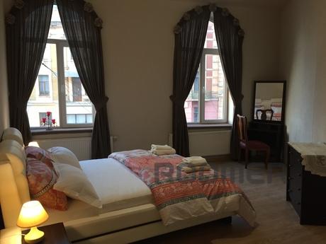 Two Bedroom Apartment, Lviv - apartment by the day