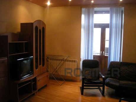 2-bedroom apartment in the city center, Novosibirsk - apartment by the day