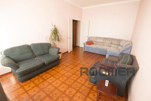 Cozy apartment near / Railway station, Novosibirsk - apartment by the day