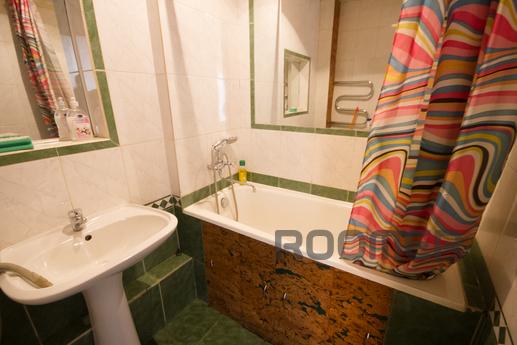 Cozy apartment near / Railway station, Novosibirsk - apartment by the day