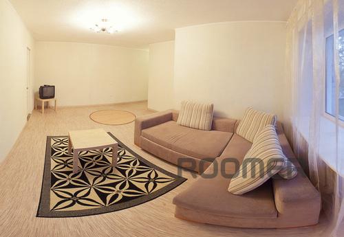 2 bedroom apartment in the heart of the left bank of Novosib