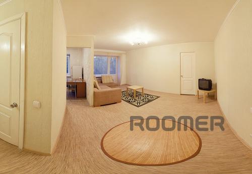 One bedroom apartment on the subway line, Novosibirsk - apartment by the day