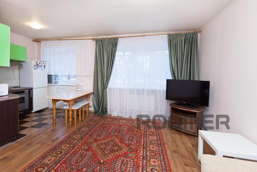 2 bedroom apartment for rent, Novosibirsk - apartment by the day