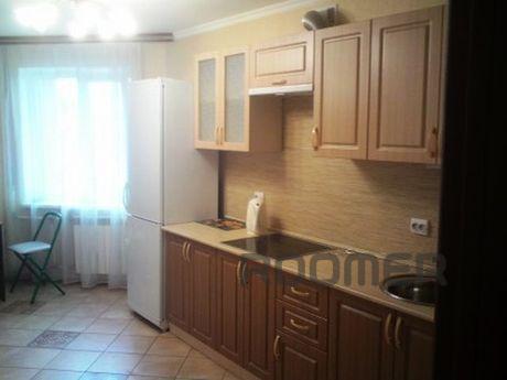 new 2-bedroom next 'Race', Samara - apartment by the day