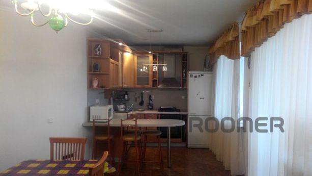 4 BR apartment for rent in Center, Samara - apartment by the day