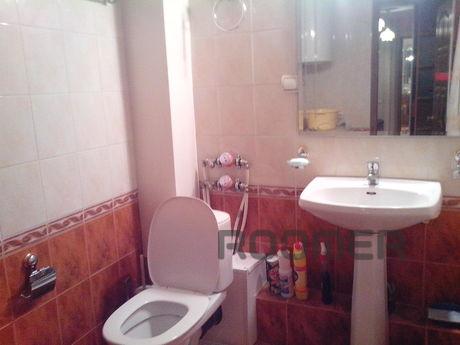 1 bedroom studio in the center, Samara - apartment by the day