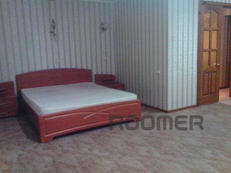 Modern, spacious studio apartment with a good repair in the 